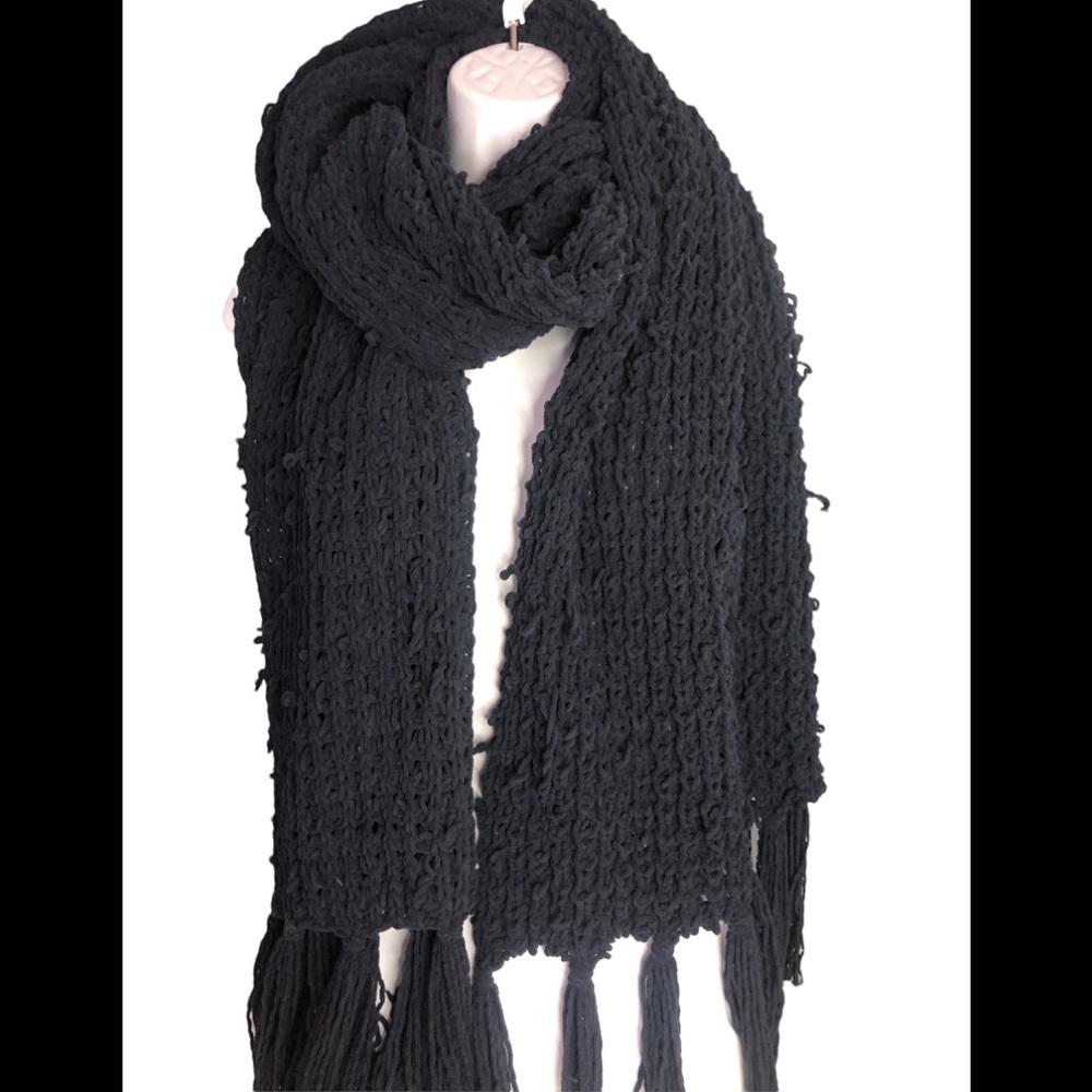 Hollister giant scarf